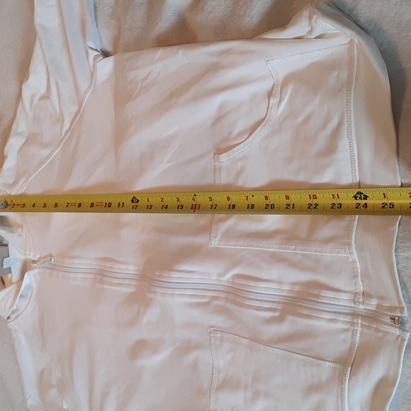 Chico's size 2 (large) long sleeve nylon and spandex Beach full zip hoodie - Picture 7 of 10